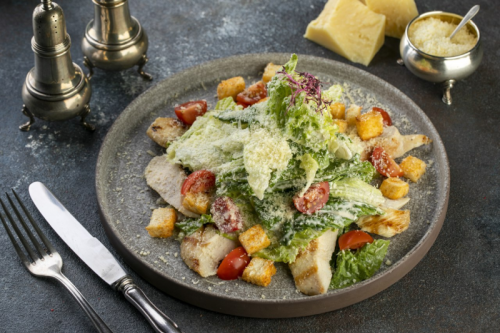 Цезарь с курицей